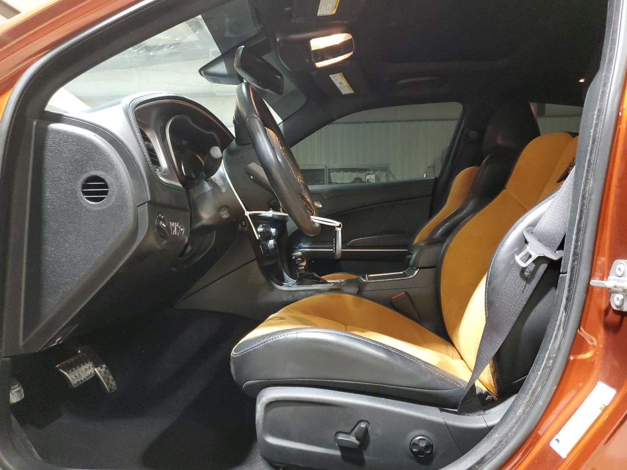 2020 Dodge Charger - Image 7