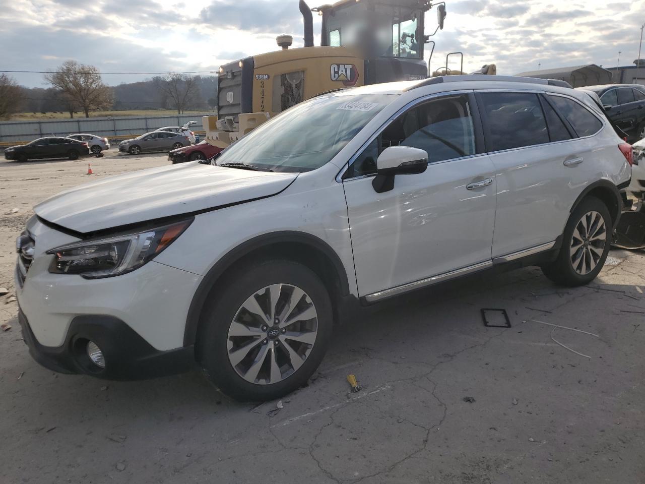 2018 Subaru Outback - Image 1