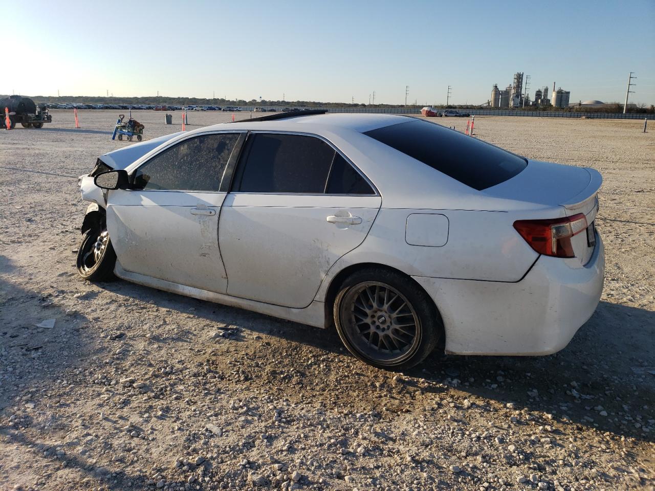 2014 Toyota Camry - Image 2