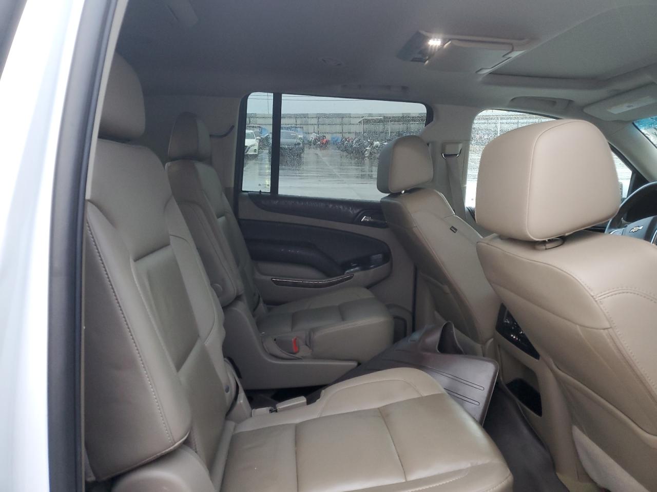 2016 Chevrolet Suburban - Image 12