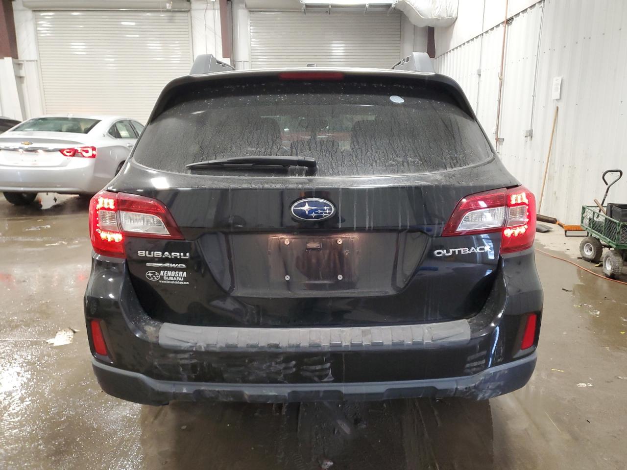 2015 Subaru Outback - Image 6