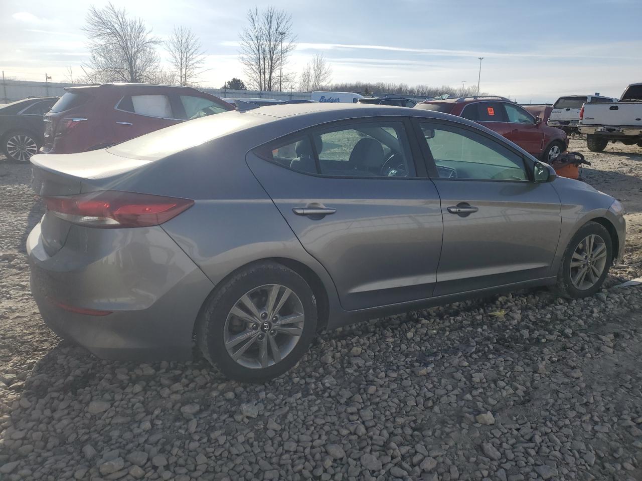 VIN 5NPD84LF3JH380845 2018 HYUNDAI ELANTRA no.3