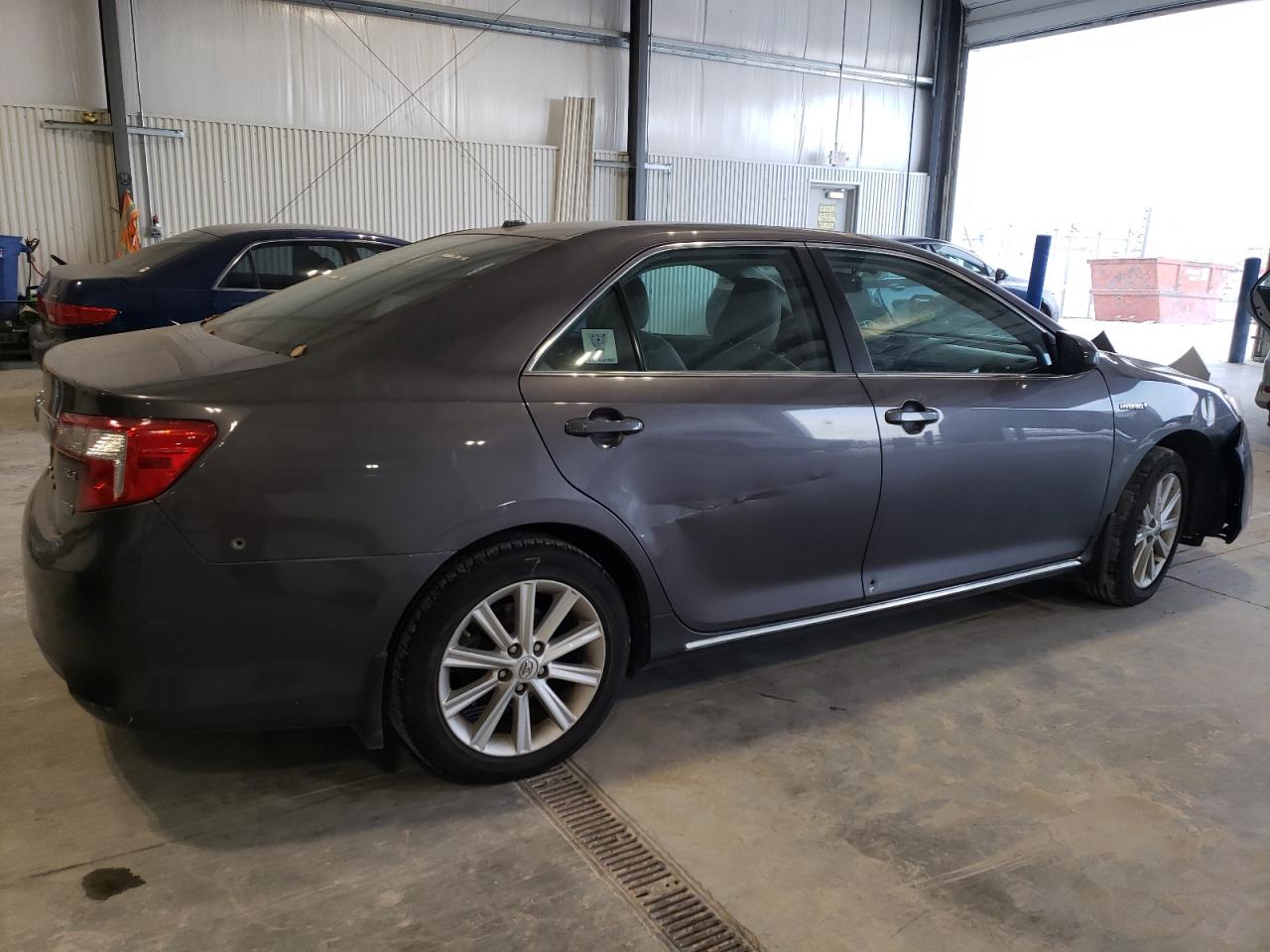 VIN 4T1BD1FKXDU091042 2013 TOYOTA CAMRY no.3