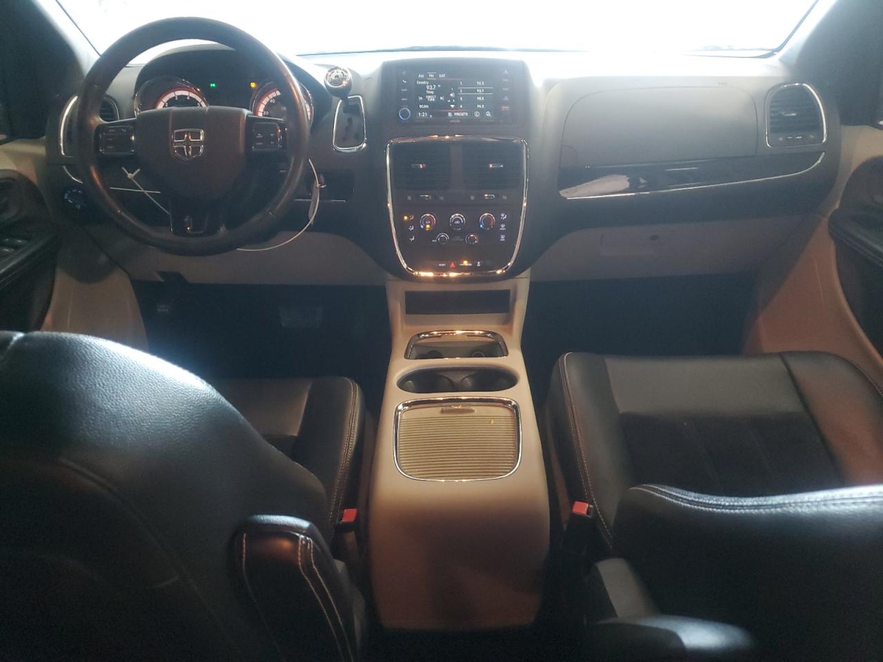 2014 Dodge Caravan - Image 8