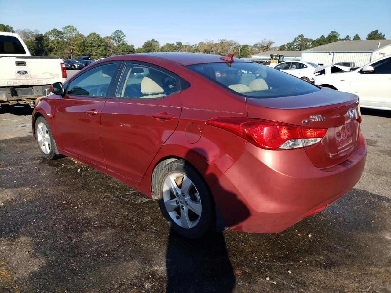2013 Hyundai Elantra - Image 2