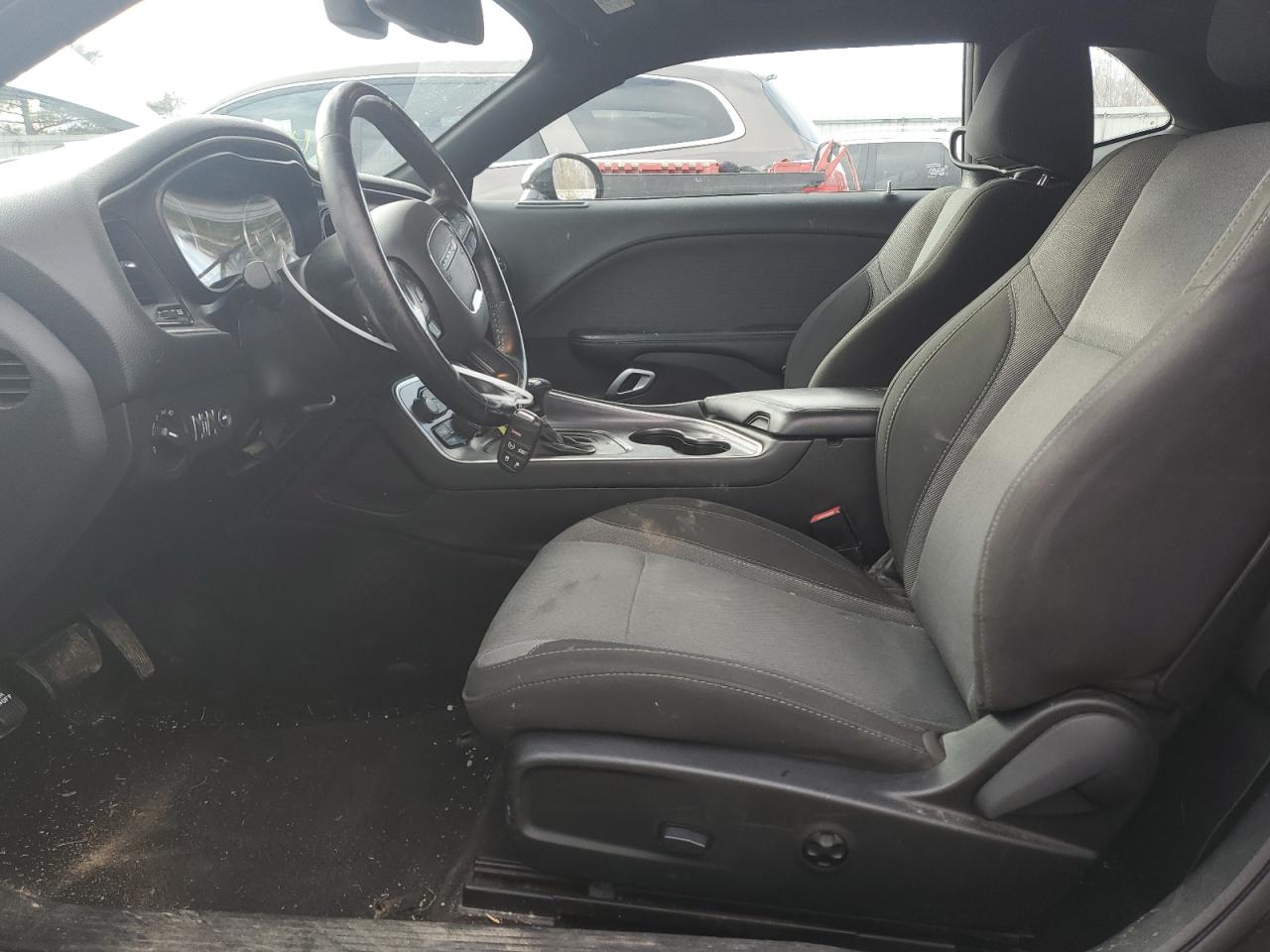 2015 Dodge Challenger - Image 7