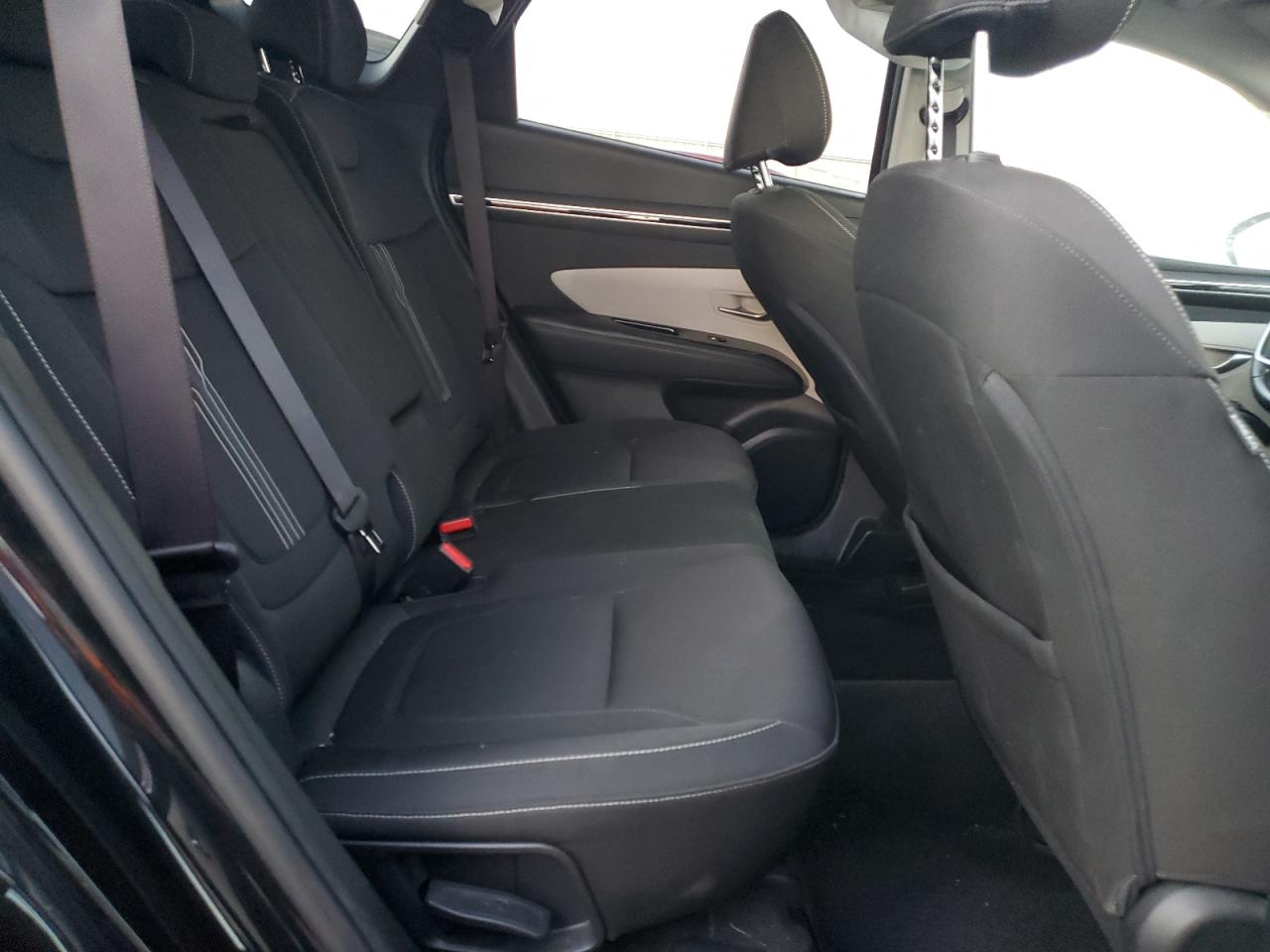 2022 Hyundai Tucson - Image 11