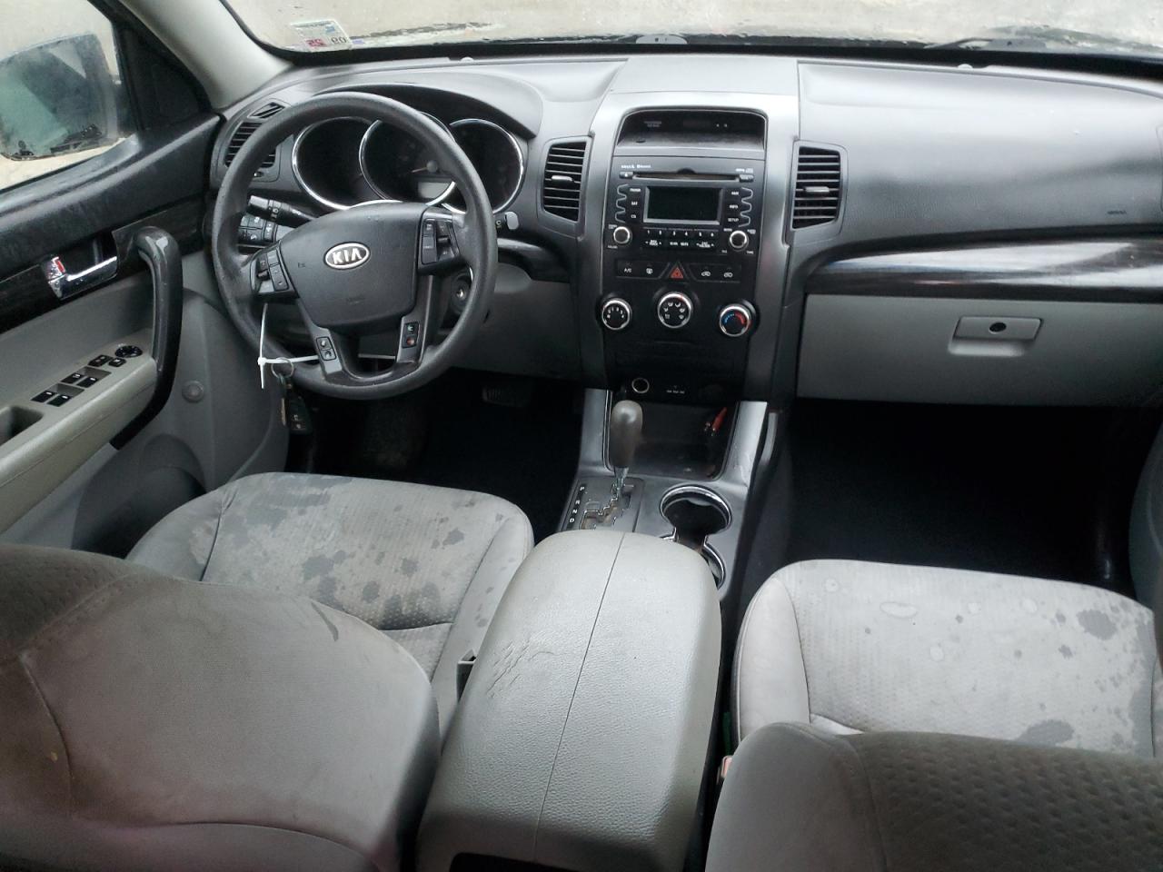 2012 Kia Sorento - Image 8