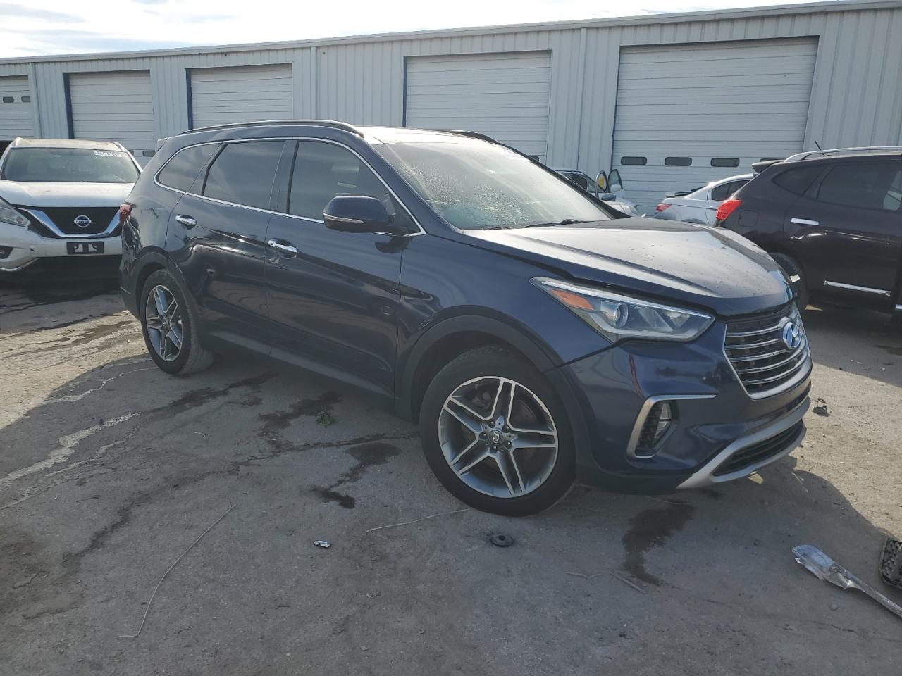 VIN KM8SR4HF7HU229595 2017 HYUNDAI SANTA FE no.4