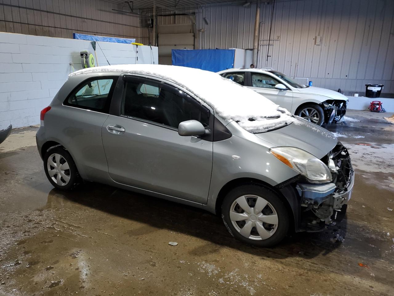 2010 Toyota Yaris - Image 4