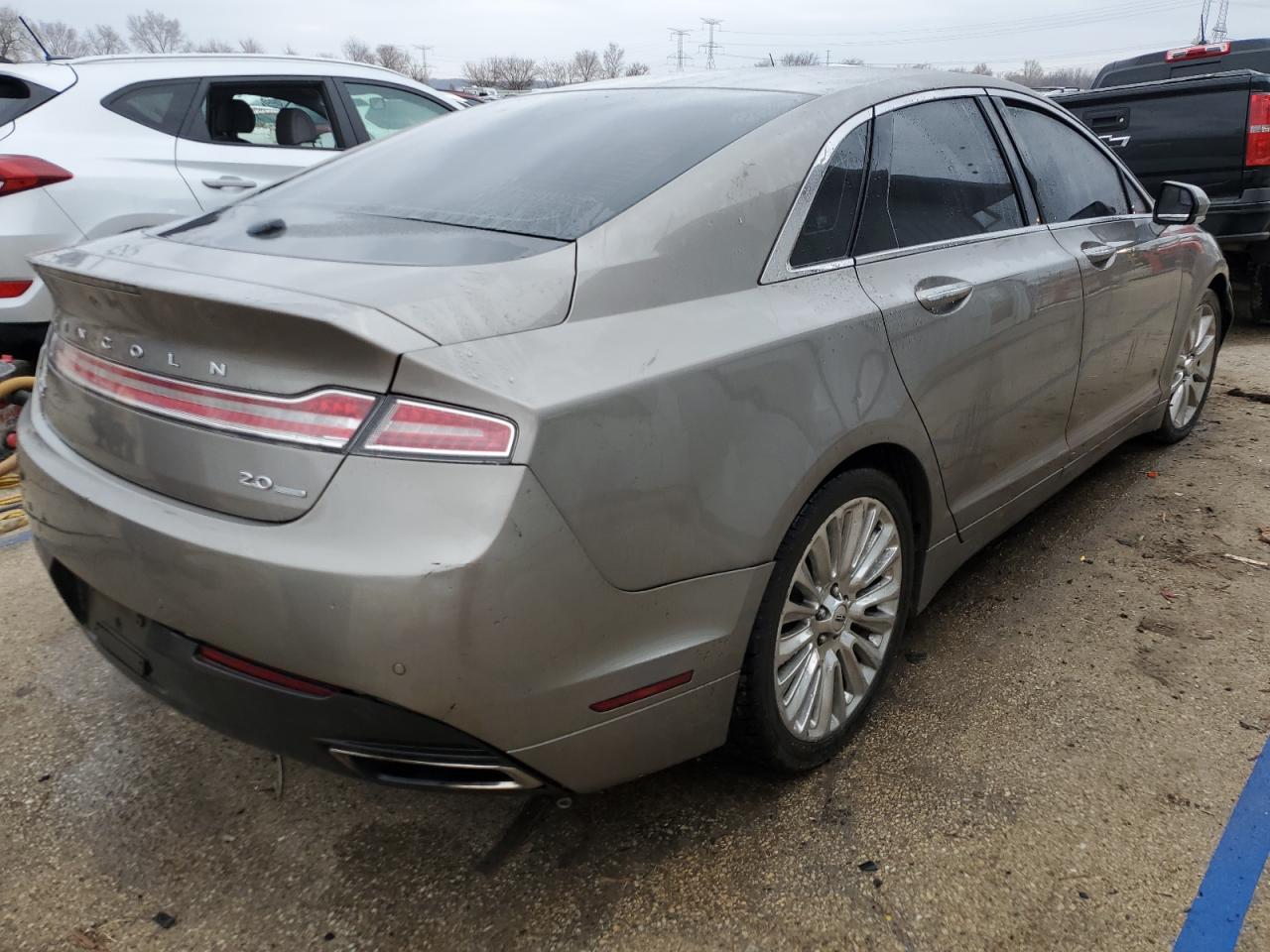 VIN 3LN6L2G95FR610496 2015 LINCOLN MKZ no.3