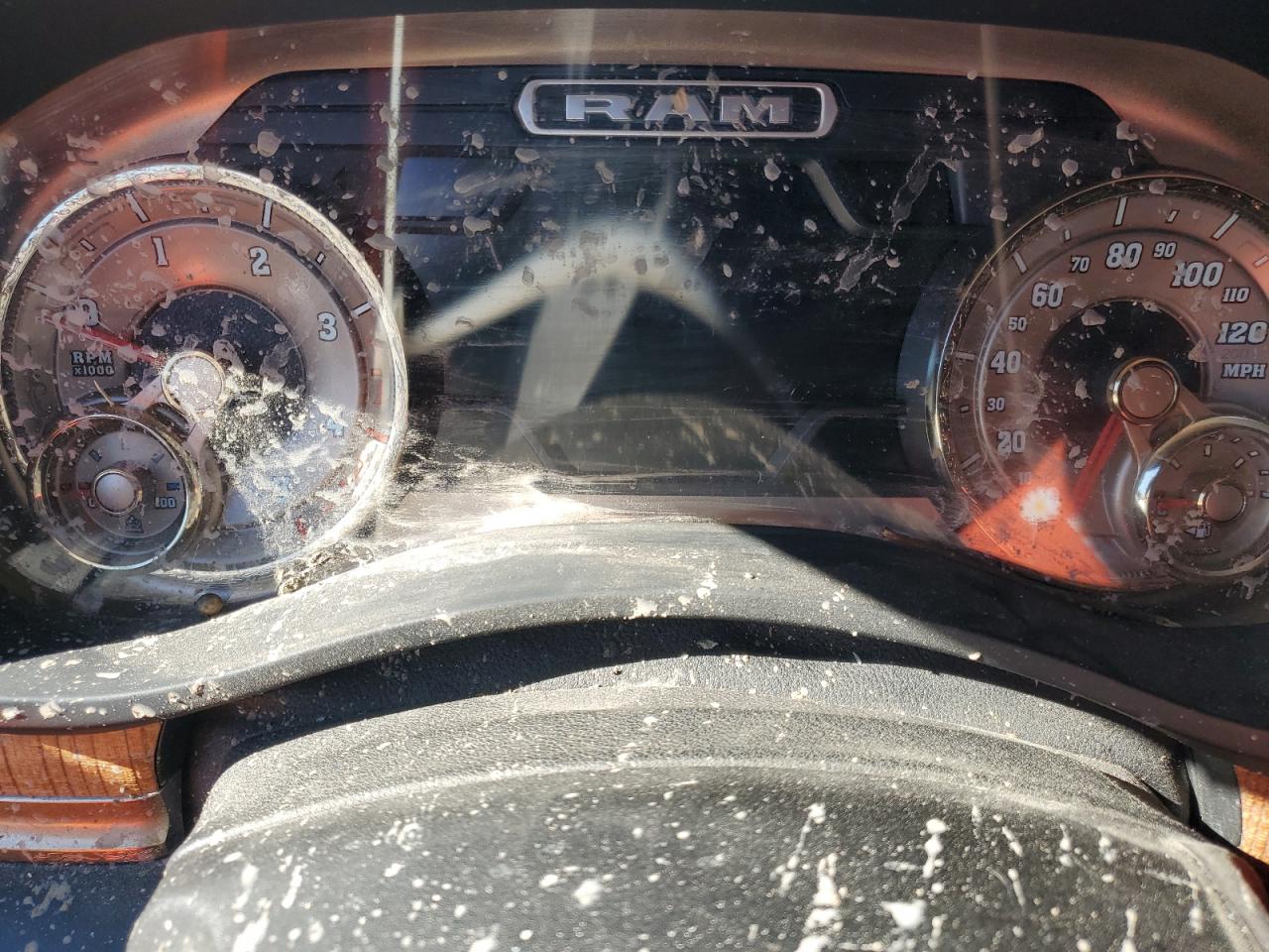 2019 RAM 3500 - Image 9