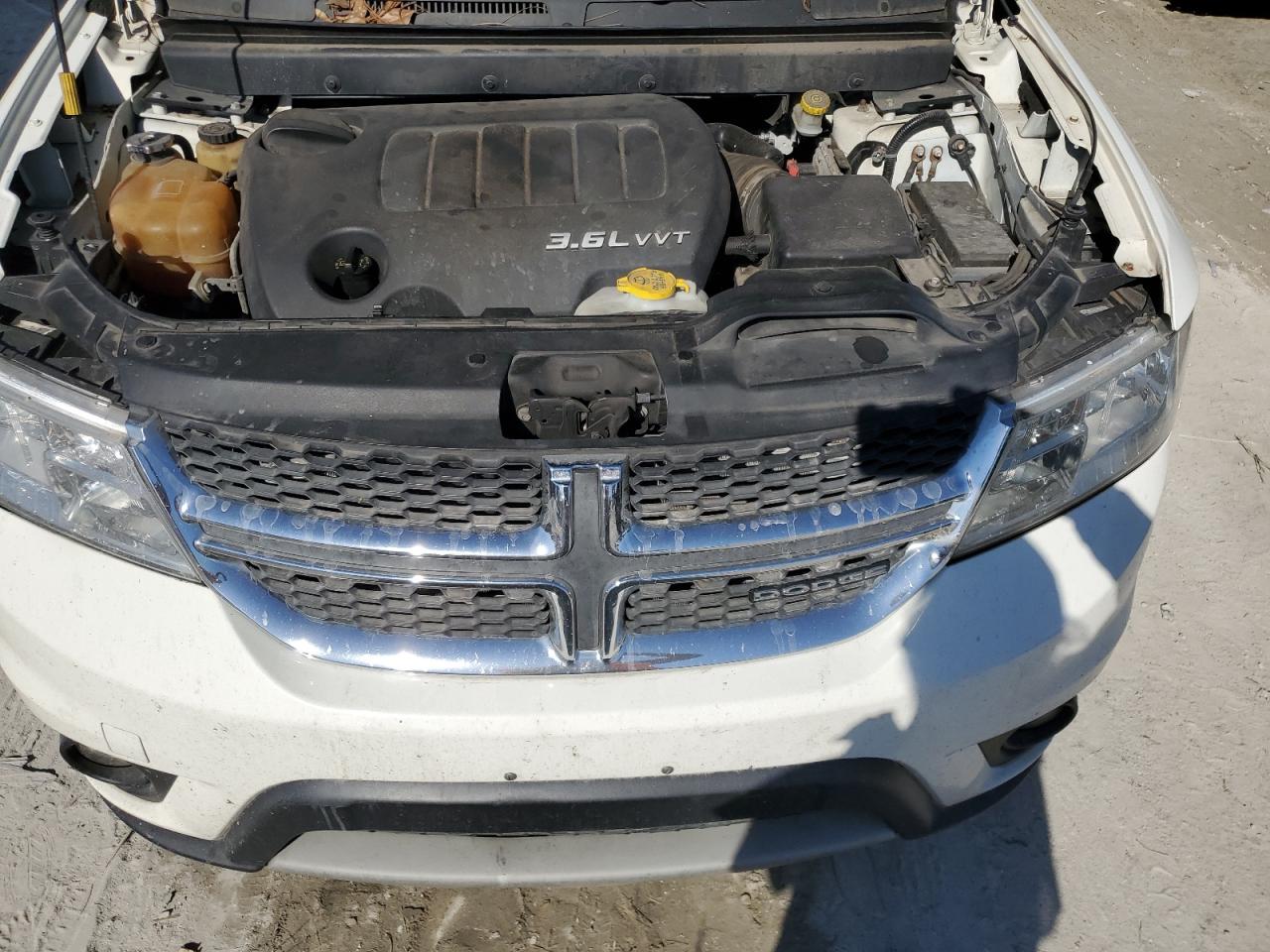 2011 Dodge Journey - Image 12
