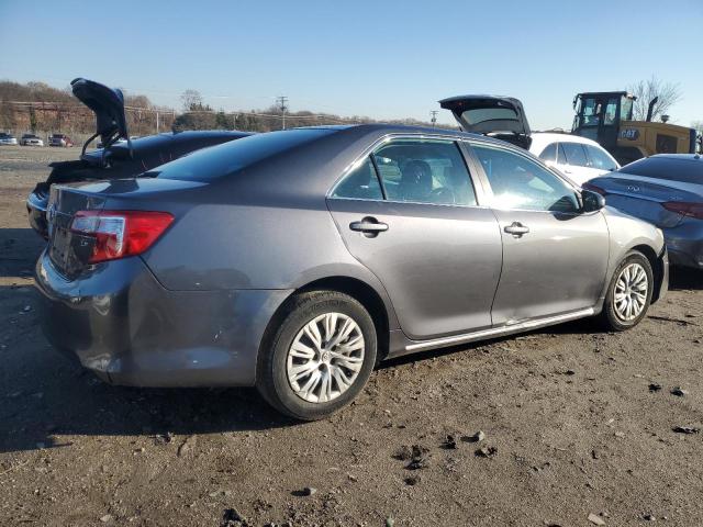  TOYOTA CAMRY 2014 Серый