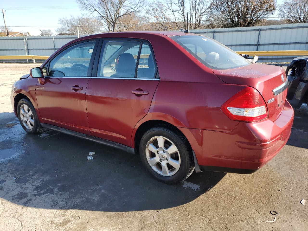 2008 Nissan Versa - Image 2