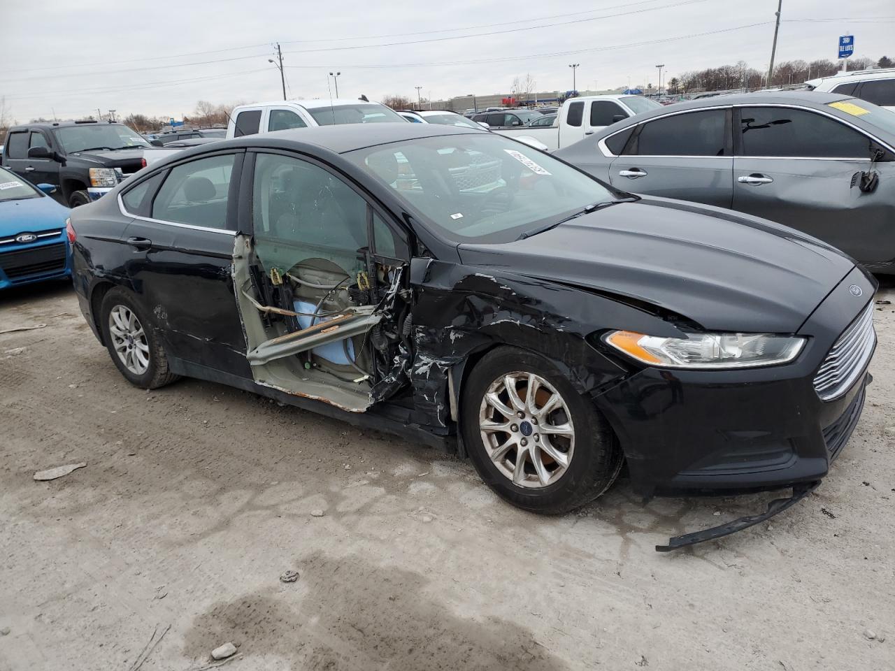 VIN 1FA6P0G7XG5124918 2016 FORD FUSION no.4