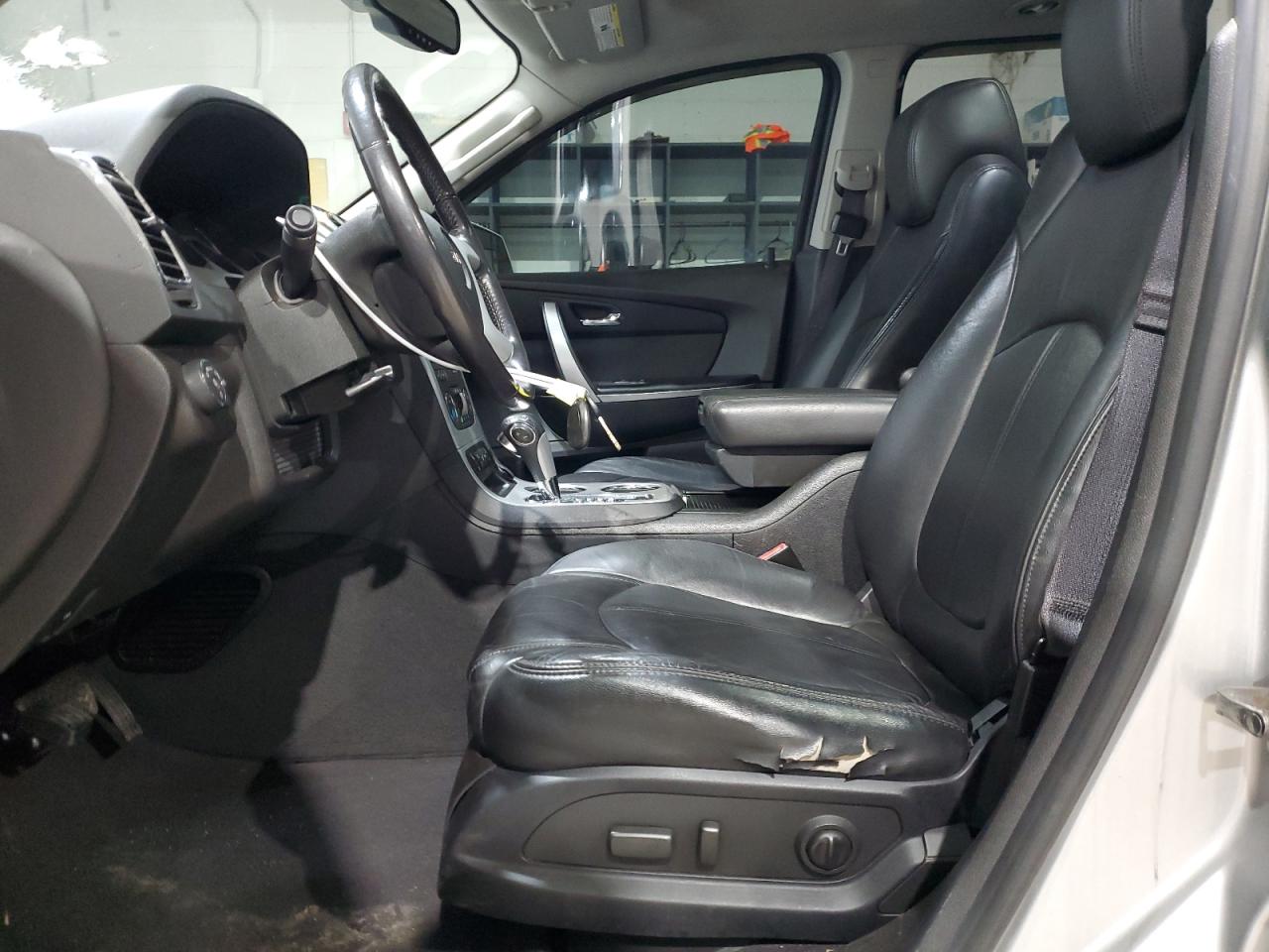 2011 GMC Acadia - Image 7