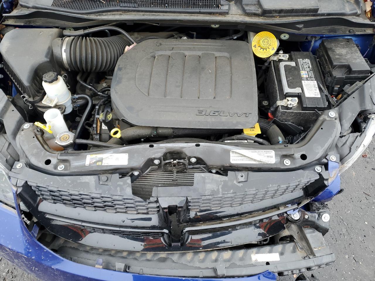 2020 Dodge Caravan - Image 13