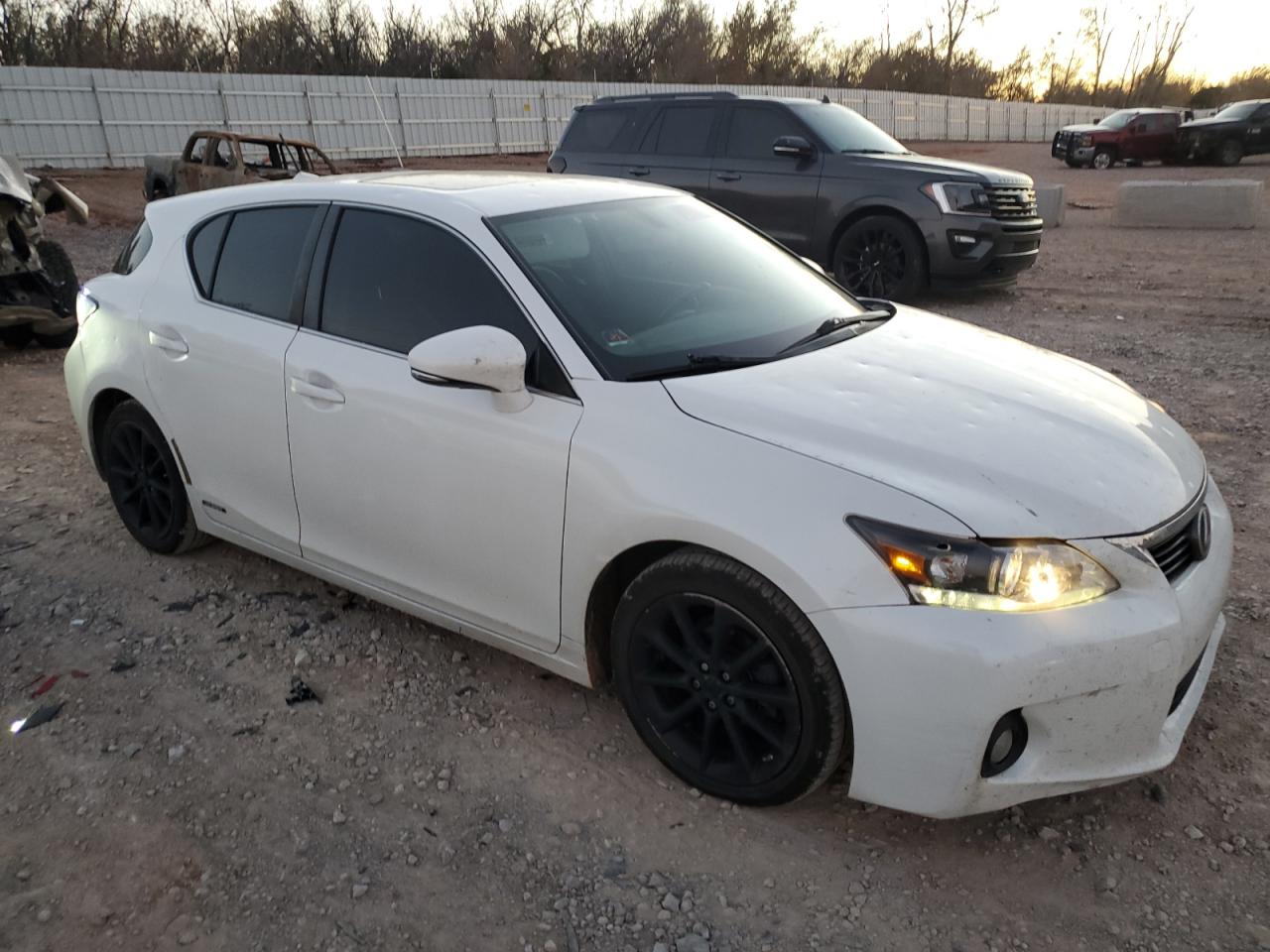 2011 Lexus CT - Image 4