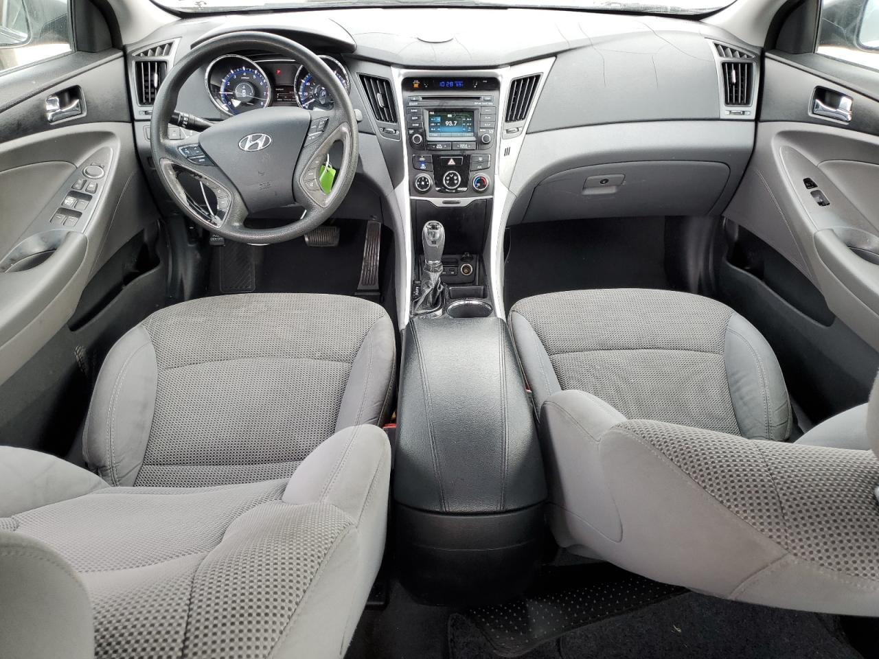 2014 Hyundai Sonata - Image 8
