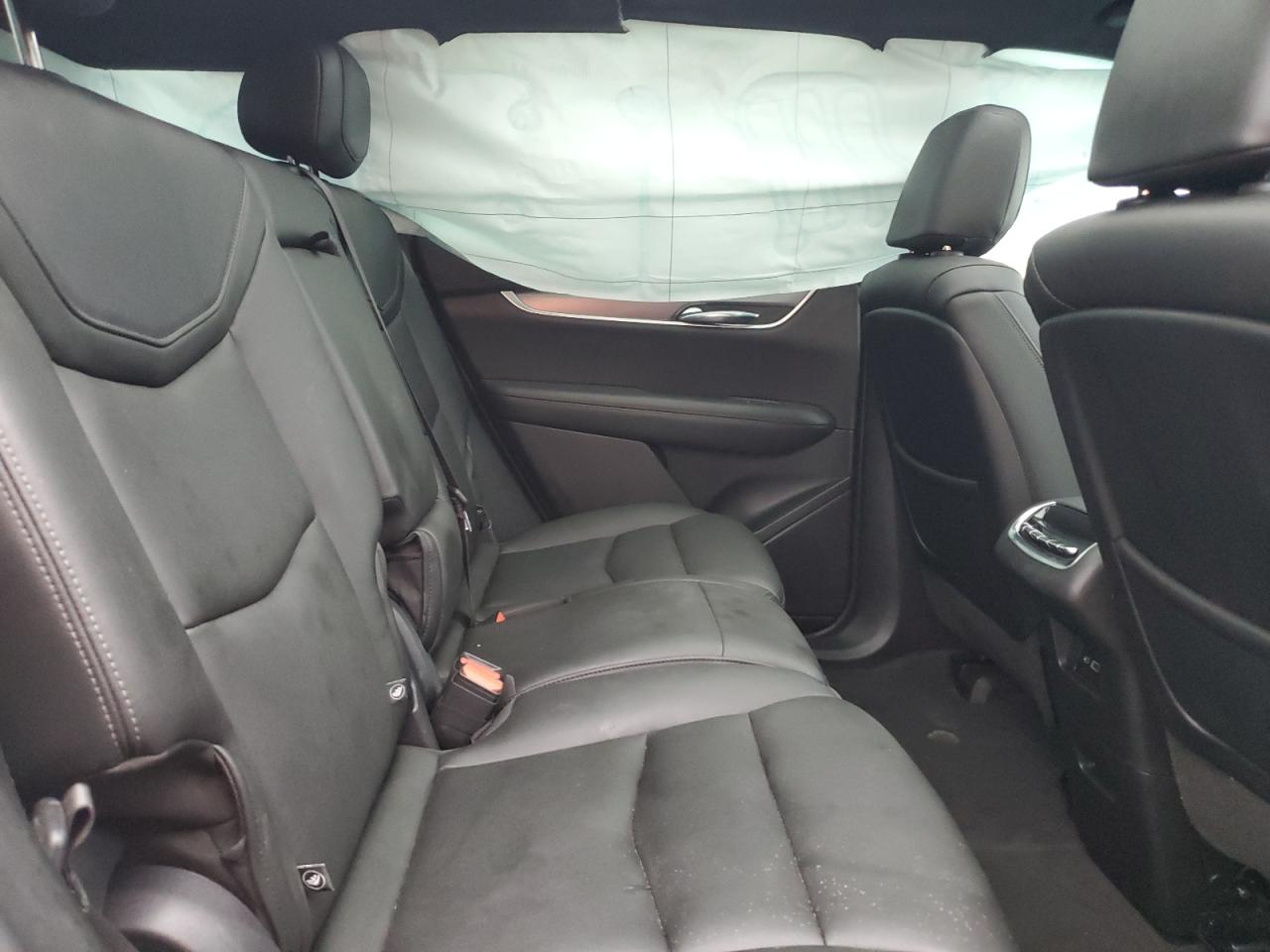 2021 Cadillac XT6 - Image 11