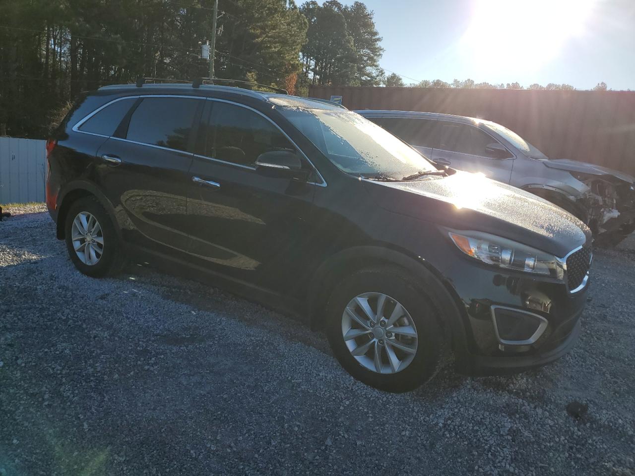 VIN 5XYPG4A56GG109112 2016 KIA SORENTO no.4