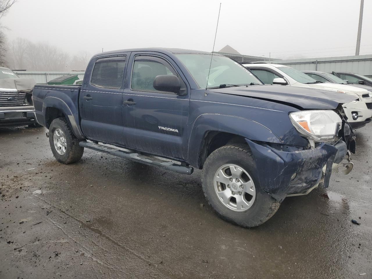 VIN 3TMLU4EN7DM109085 2013 TOYOTA TACOMA no.4