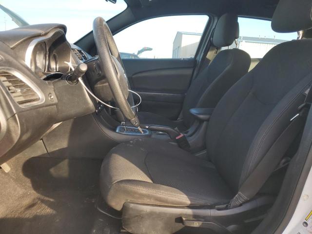 Sedans DODGE AVENGER 2014 Biały