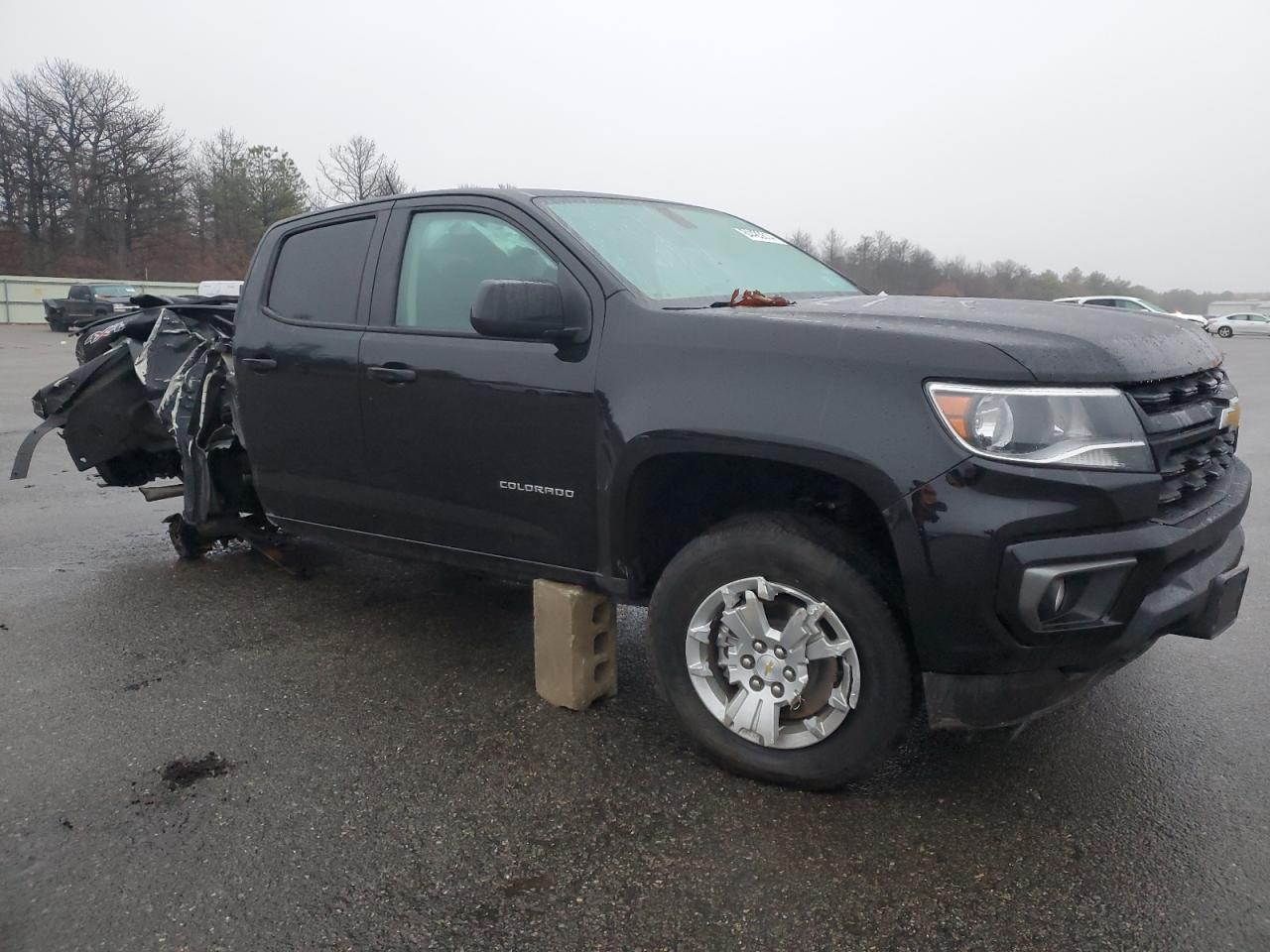 VIN 1GCGTCEN0M1110140 2021 CHEVROLET COLORADO no.4