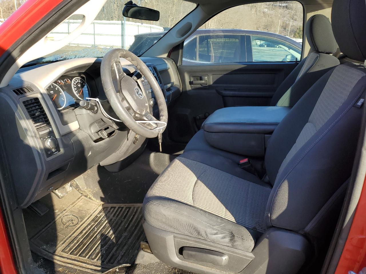 2012 Dodge RAM - Image 7