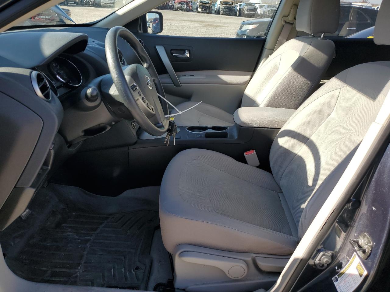 2013 Nissan Rogue - Image 7