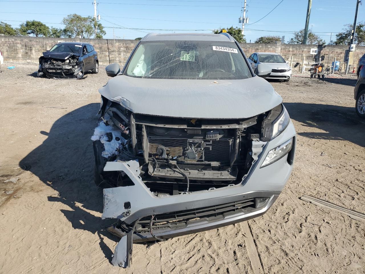 VIN 5N1BT3CA3NC687580 2022 NISSAN ROGUE no.5