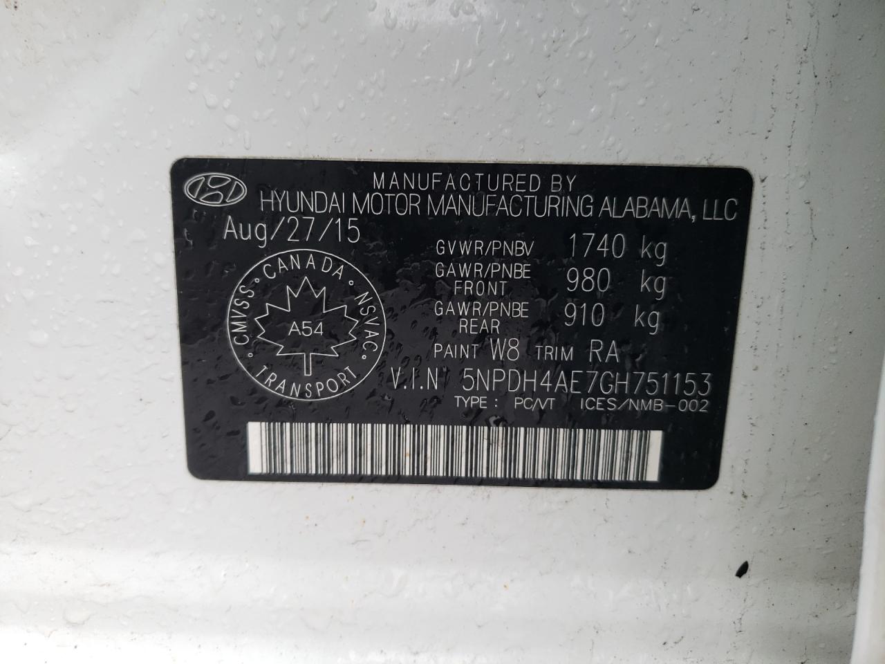 2016 Hyundai Elantra - Image 12