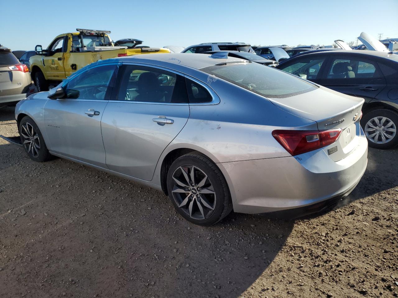 2016 Chevrolet Malibu - Image 2