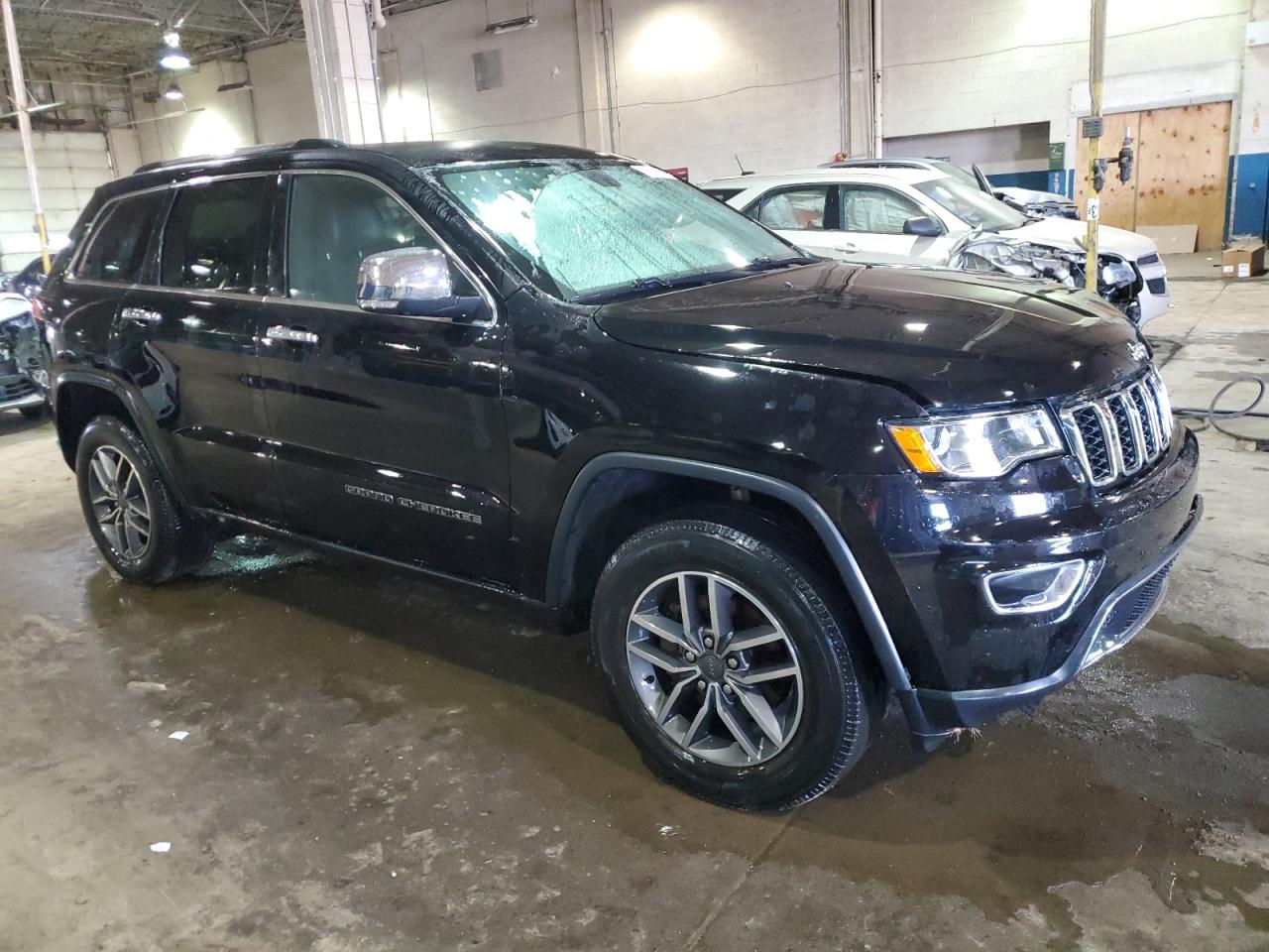 2019 Jeep Grand Cherokee - Image 4