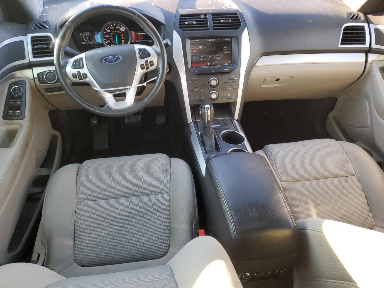 2012 Ford Explorer - Image 8