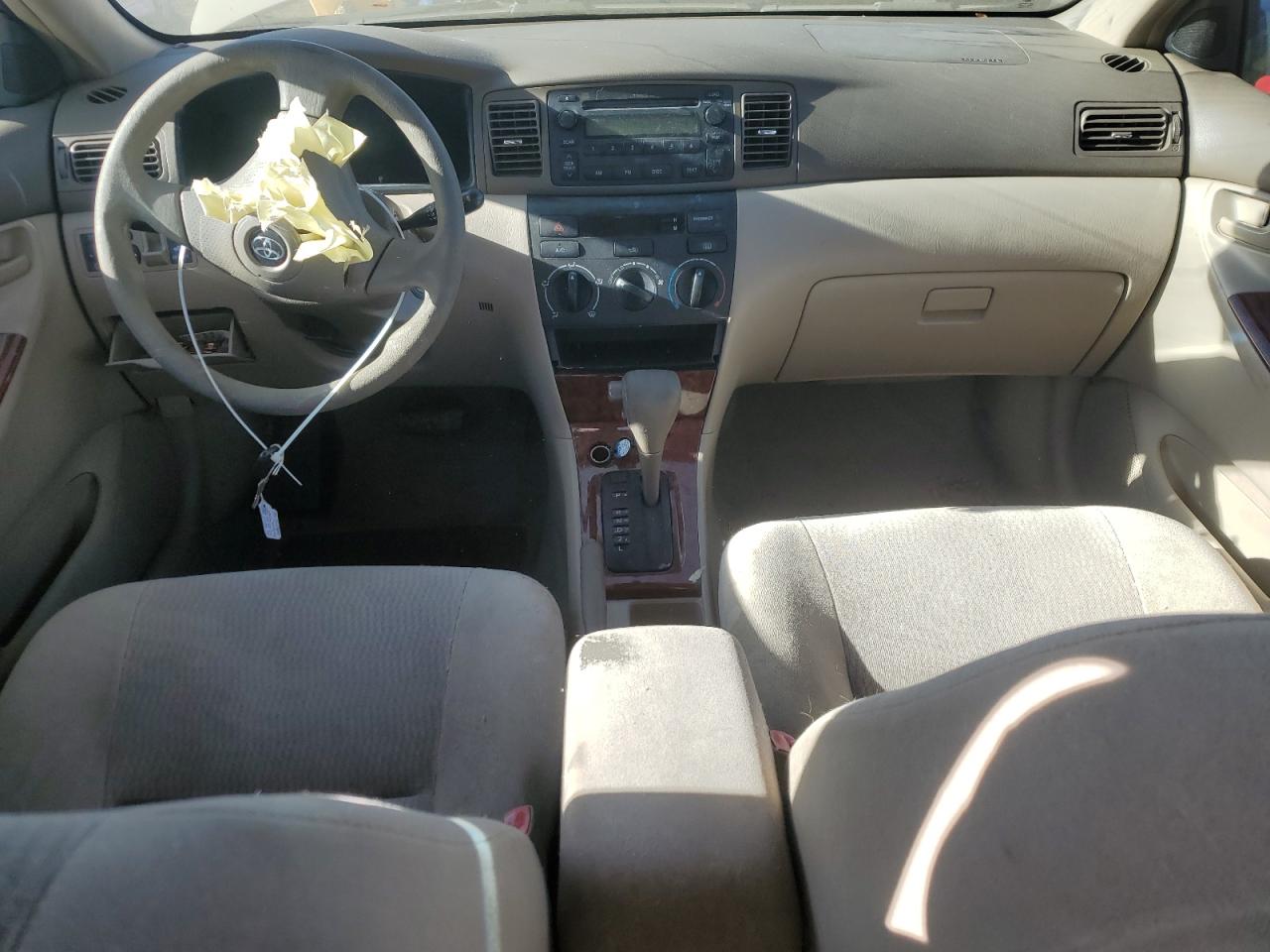 2005 Toyota Corolla - Image 8