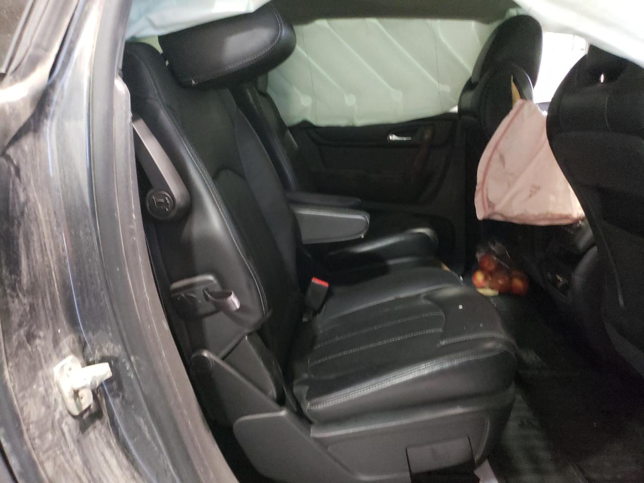 2013 Chevrolet Traverse - Image 12