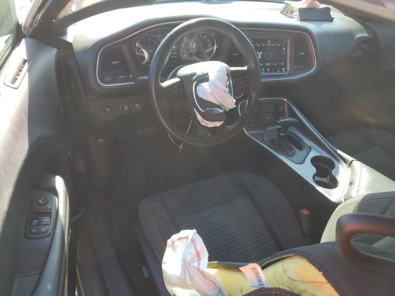 2018 Dodge Challenger - Image 8