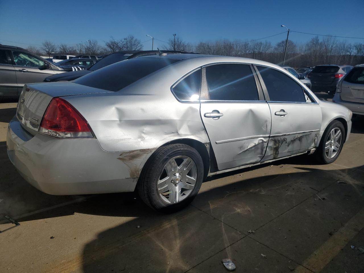 2010 Chevrolet Impala - Image 3