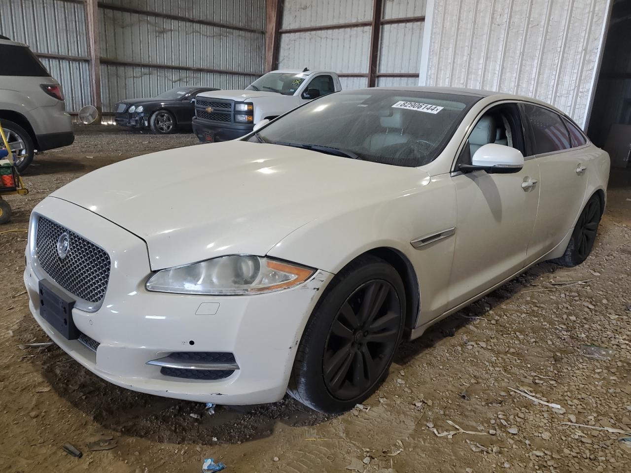 2011 Jaguar XJ - Image 1