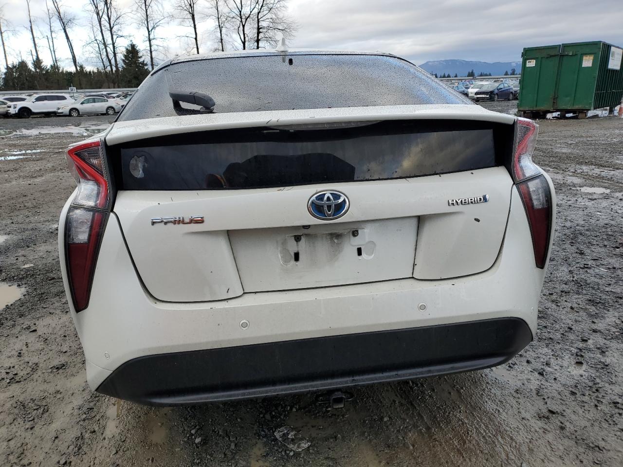 VIN JTDKARFU0J3552960 2018 TOYOTA PRIUS no.6