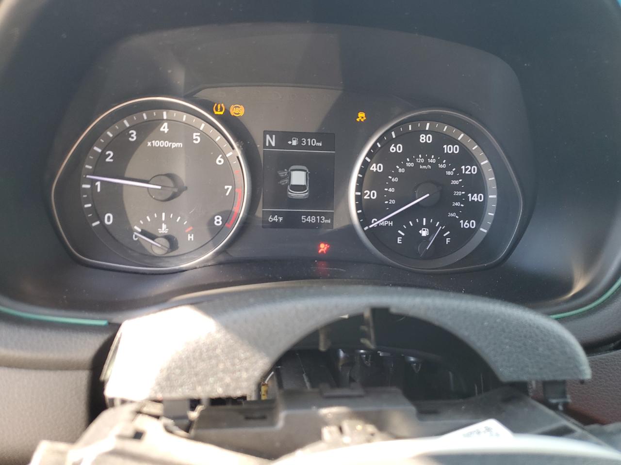 2018 Hyundai Elantra - Image 9