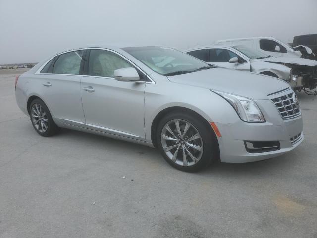  CADILLAC XTS 2015 Srebrny