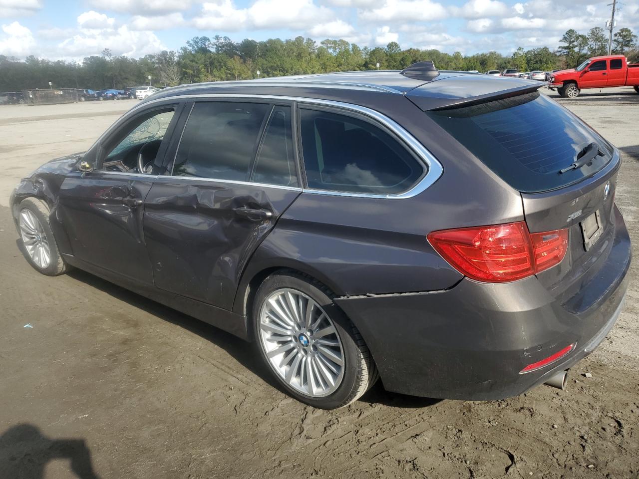 VIN WBA3K5C55EK300251 2014 BMW 3 SERIES no.2