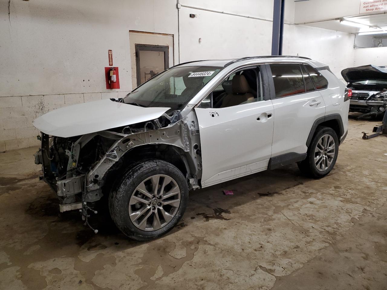 2023 Toyota RAV 4 - Image 1