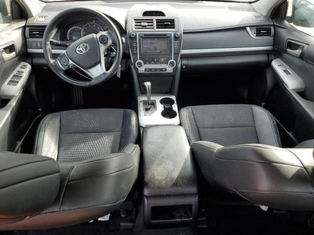  TOYOTA CAMRY 2014 Srebrny