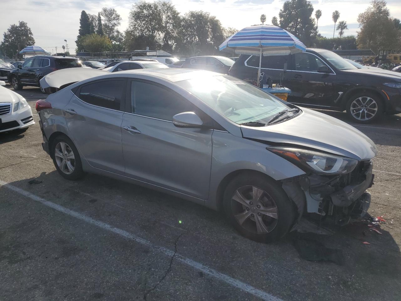 2016 Hyundai Elantra - Image 4