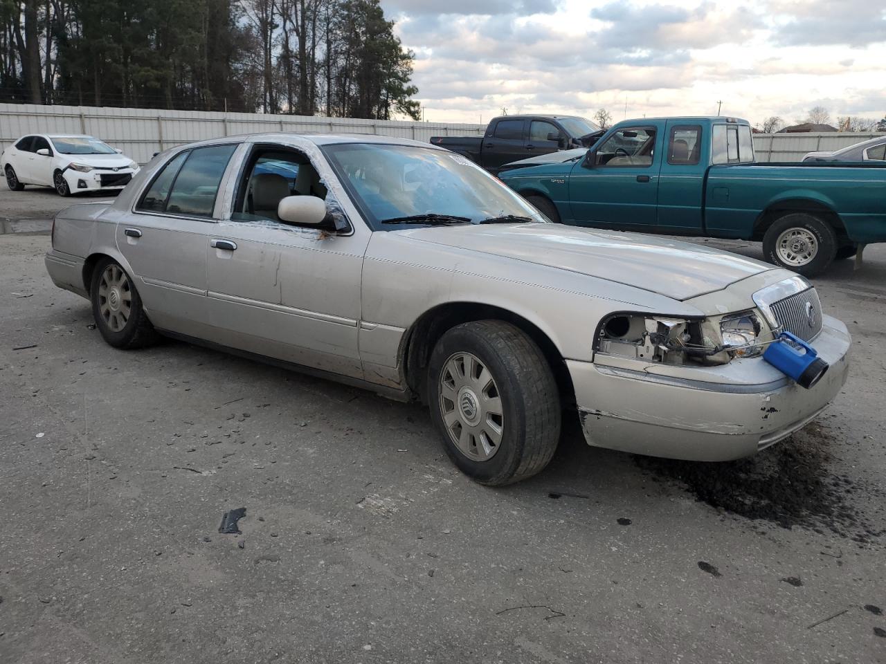 2003 Mercury Grand Marquis - Image 4