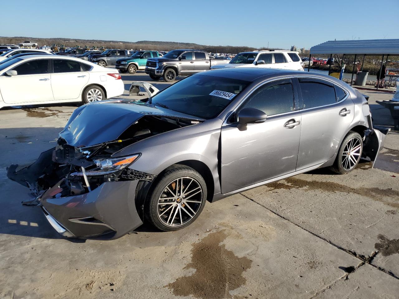 2017 Lexus ES - Image 1